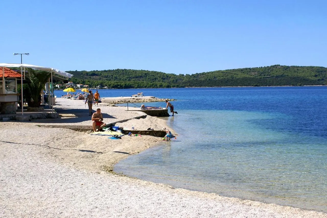 Triple Room Trogir 13102B